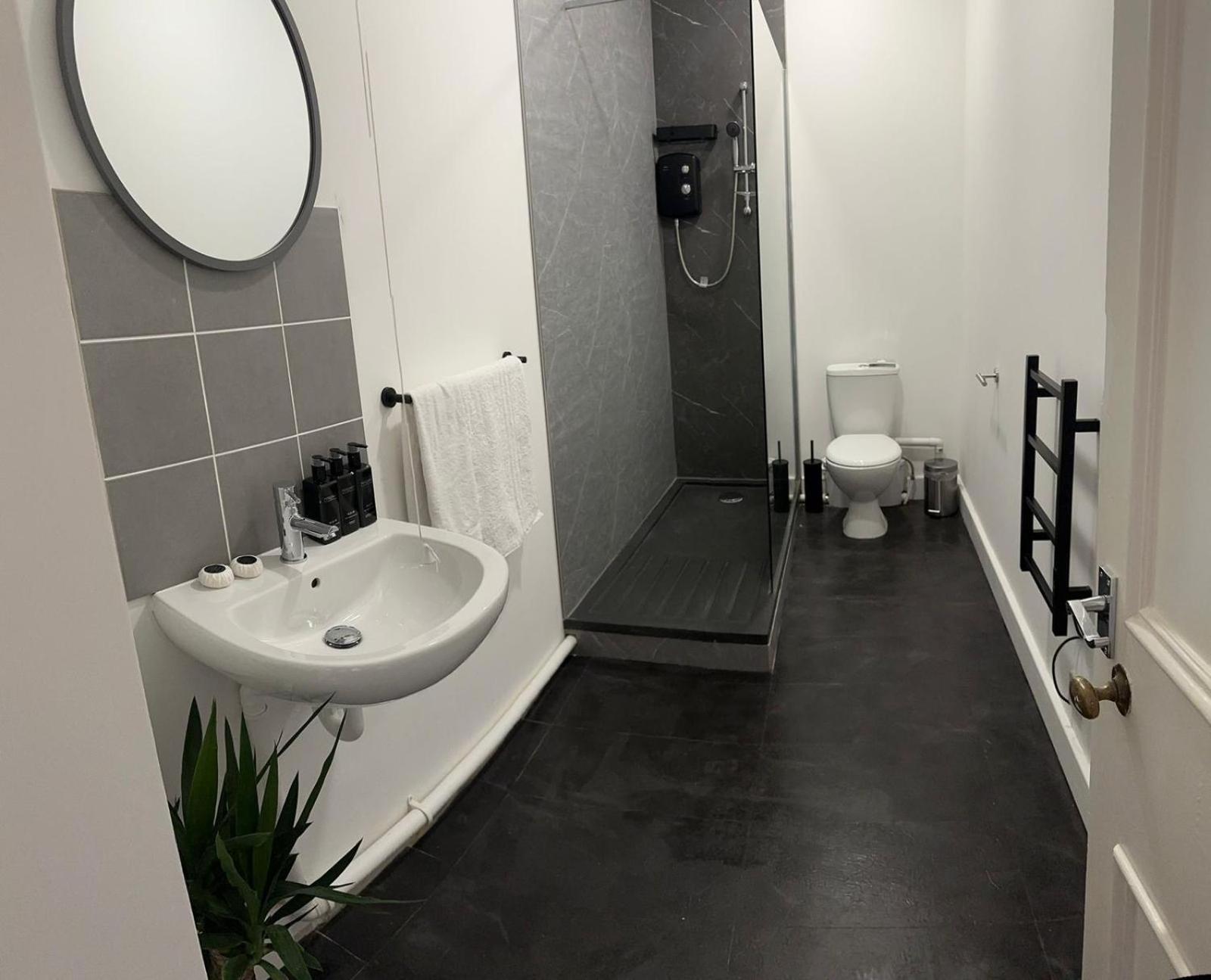 Cozy Flat By Birmingham Canals & City Centre Екстериор снимка